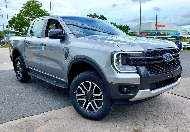 Trang chủ Ford Suối Tiên chính hãng