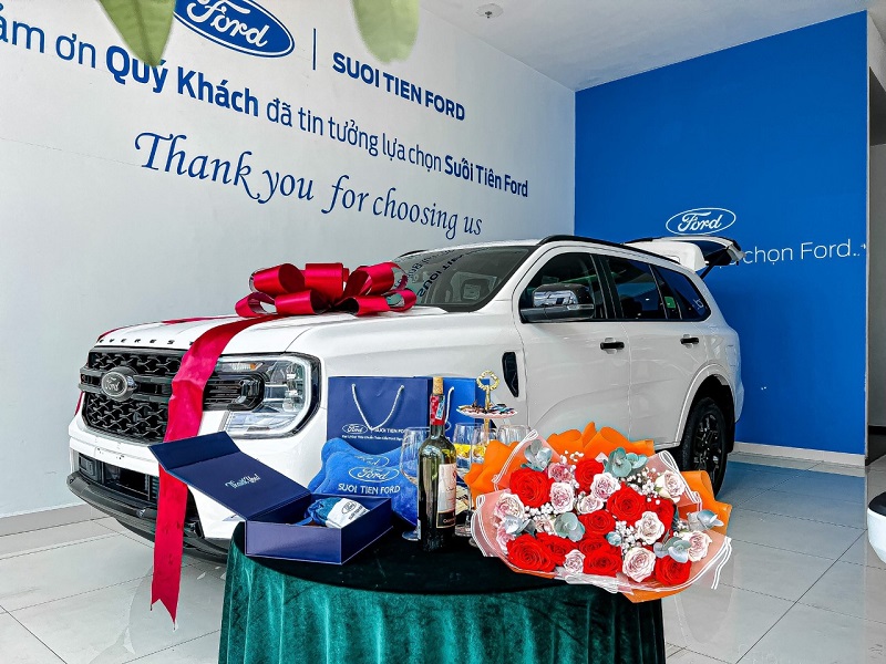 Trang chủ Ford Suối Tiên chính hãng