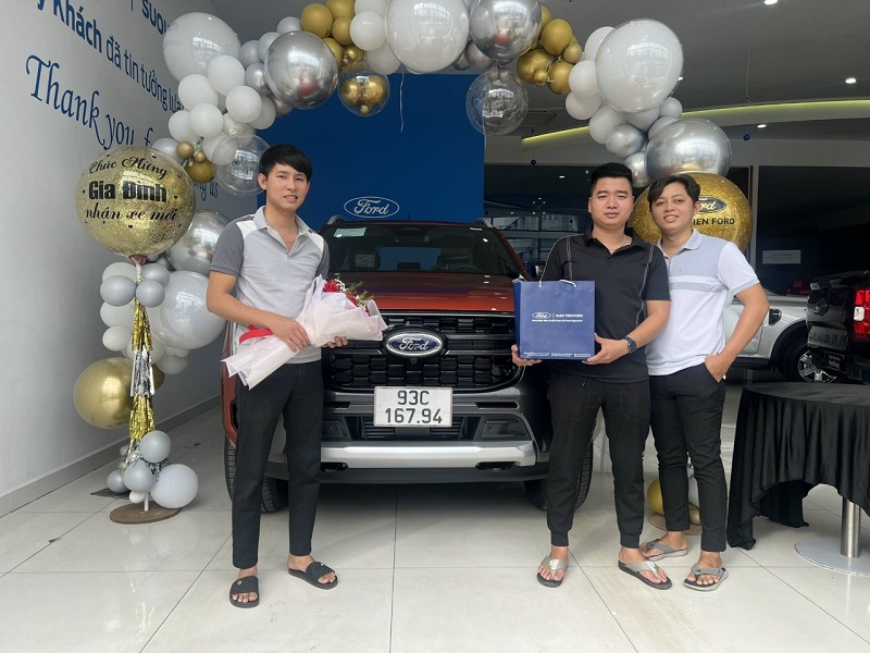 Trang chủ Ford Suối Tiên chính hãng