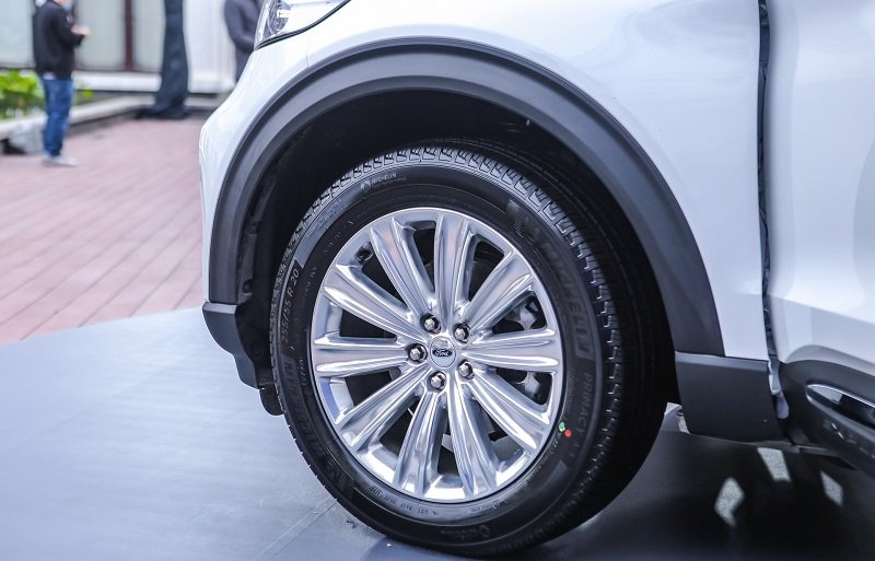 Trang chủ Ford Suối Tiên chính hãng