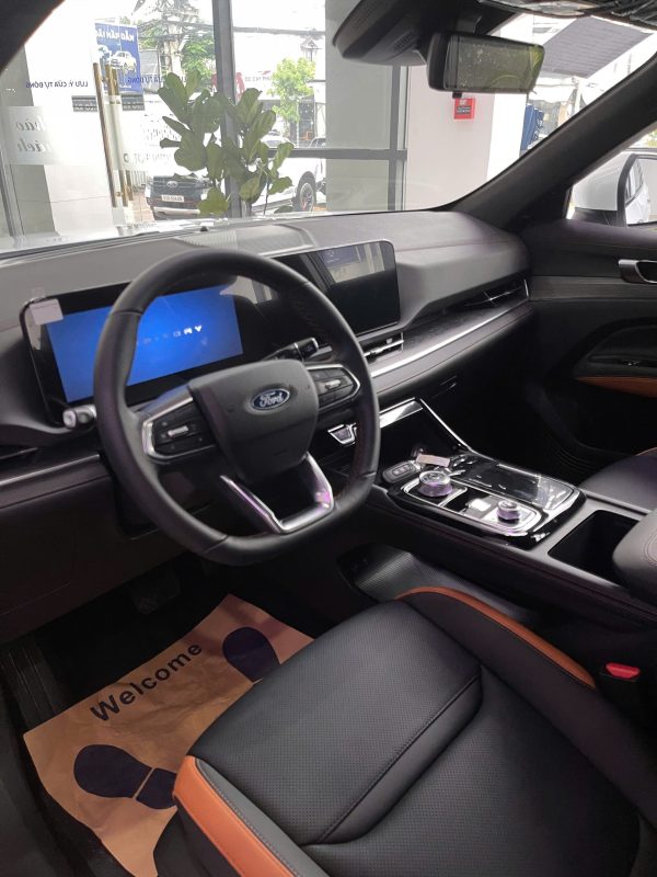 Trang chủ Ford Suối Tiên chính hãng