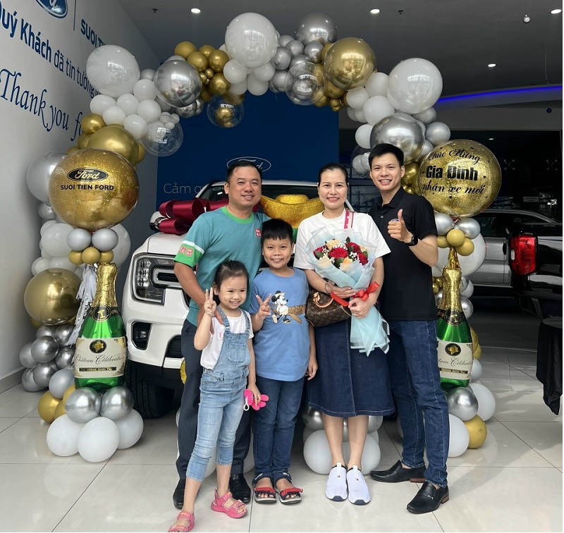 Trang chủ Ford Suối Tiên chính hãng