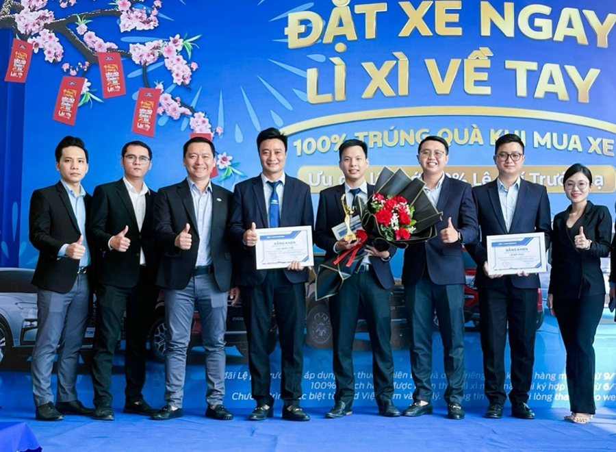 Trang chủ Ford Suối Tiên chính hãng